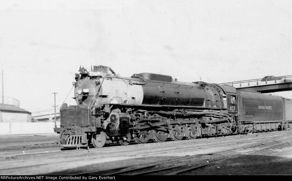 UP 4-8-4 #833 - Union Pacific